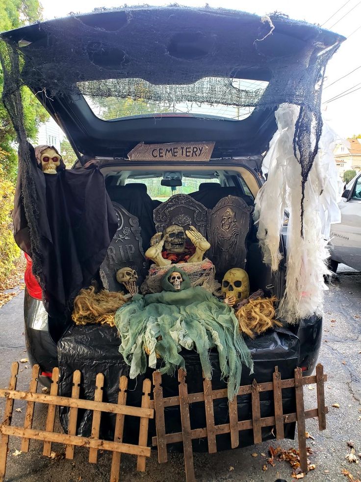 the back of a car decorated with halloween decorations