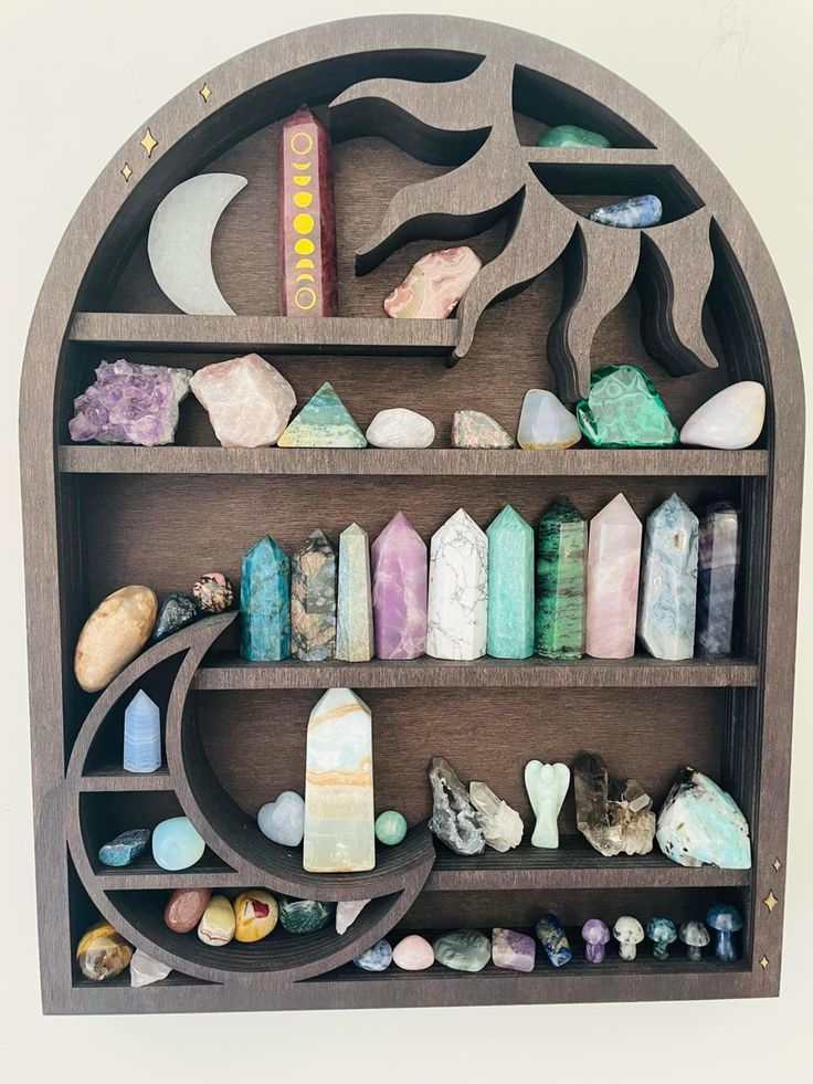 Wall Crystal Display, Crystals Shelf Display, Storage For Crystals, Displaying Crystals And Stones, Crystal Shelves Display, Crystal Shelves Diy, Rock And Gem Display, Crystal Themed Room, Crystal Storage Ideas Diy