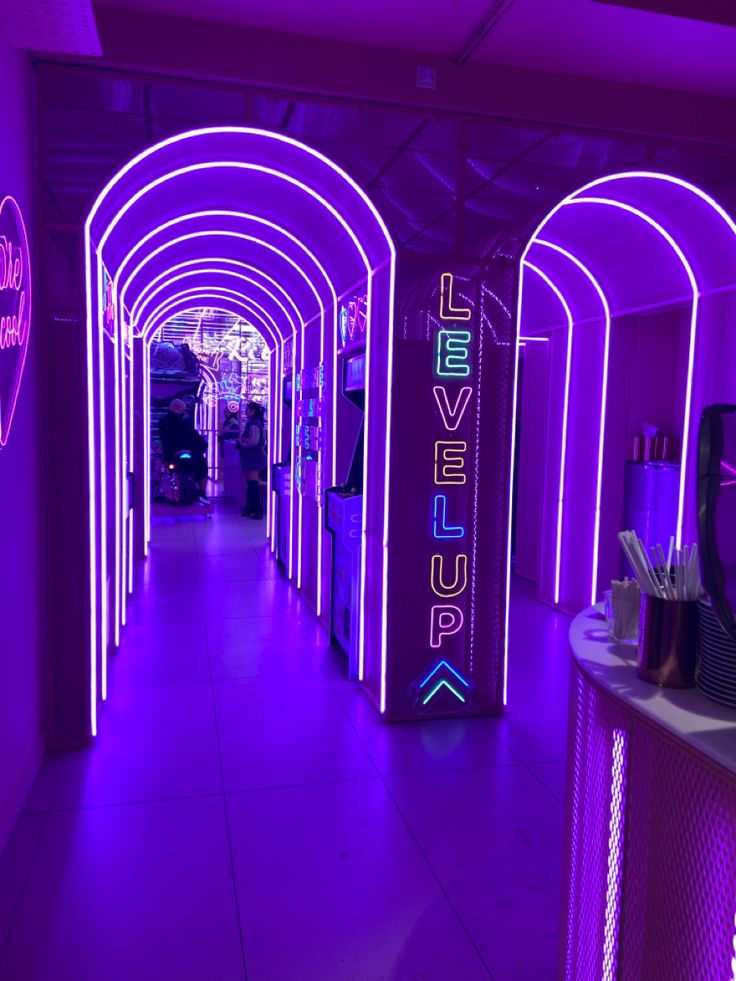 purple neon arcade aesthetic Club Venue Aesthetic, Cyberpunk Party Aesthetic, Purple Arcade Aesthetic, Neon Nightclub Aesthetic, Neon Arcade Aesthetic, Purple Aesthetic Neon, Cool Home Gadgets, Neon Arcade, Zigarren Lounges