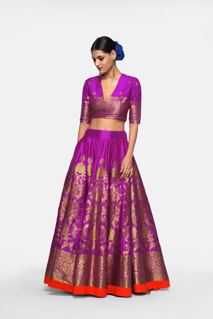 Silk Lehenga Designs, Silk Lengha, Bride Lehenga, Payal Khandwala, Lehenga Top, Design Your Own Clothes, Brocade Lehenga, Indian Bridesmaid Dresses, Saree Blouse Styles