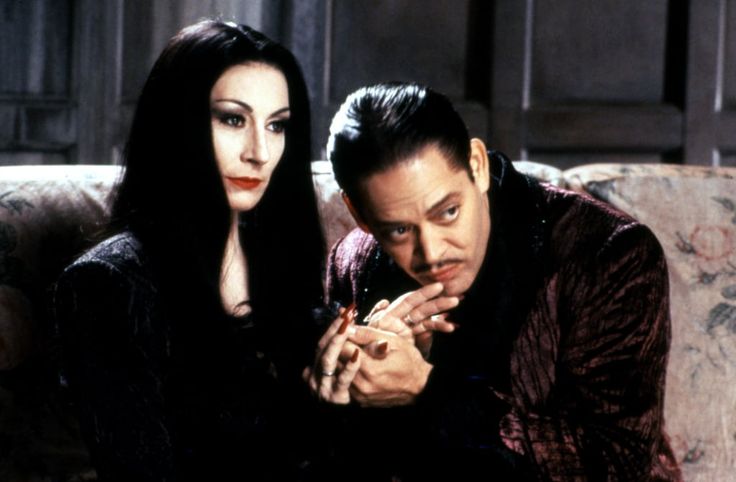 Morticia and Gomez, The Addams Family Morticia Gomez Addams, Addams Family Quotes, Gomez Morticia, Morticia Gomez, Morticia And Gomez Addams, Morticia And Gomez, Best New Movies, Charles Addams, Best Halloween Movies