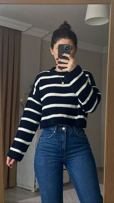 Trendy Outfits Edgy, Casual College Outfits, Winter Fashion Outfits Casual, Everyday Fashion Outfits, Casual Day Outfits, Quick Outfits, Outfit Jeans, Elegante Casual, Easy Trendy Outfits