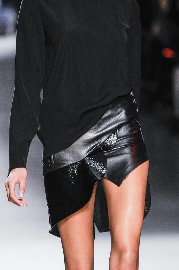 ♥ Skirts For Fall, Always Judging, Leather Short, Anthony Vaccarello, Fall 2014, Looks Style, Mode Inspiration, Fashion Details, Primavera Estate