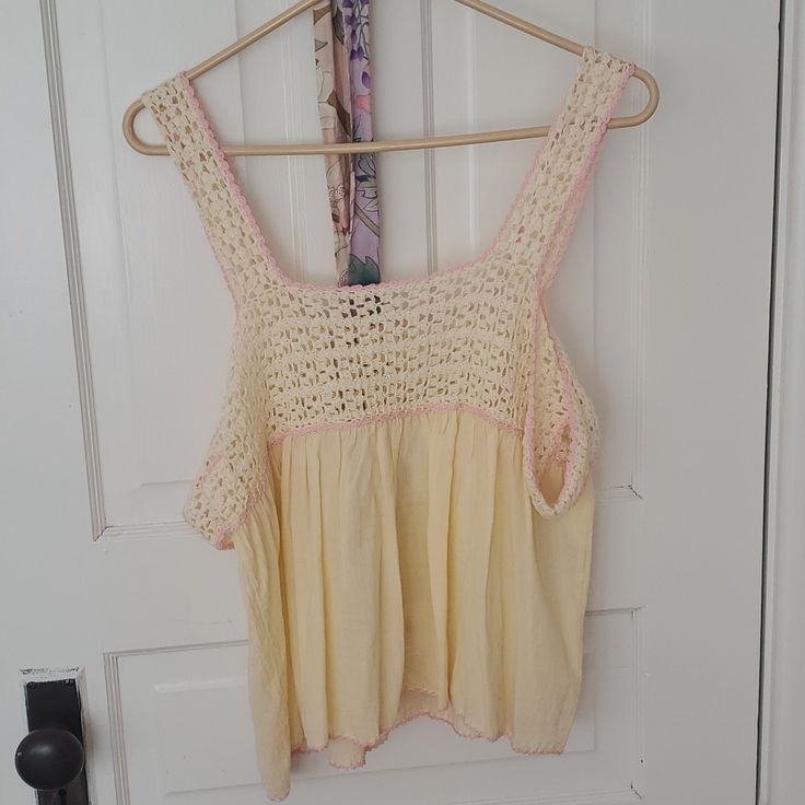 The Cutest! Nwt Medium Yellow Cotton Crochet Top For Spring, Yellow Sleeveless Crochet Top For Spring, Yellow Crochet Top With Crochet Trim For Spring, Casual Yellow Crochet Top, Spring Yellow Crochet Top With Crochet Trim, Yellow Crochet Lace Cotton Top, Yellow Cotton Top With Crochet Lace, Yellow Crochet Cotton Top For Beach, Yellow Crochet Top For Beach In Spring