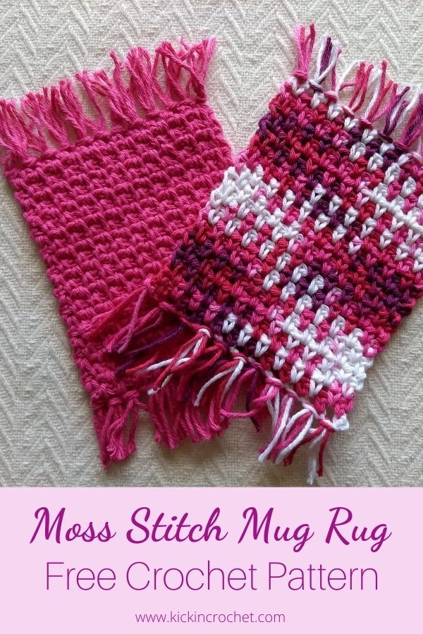 two pink and white crocheted mitts sitting next to each other with text overlay that says moss stitch mug rug free crochet pattern