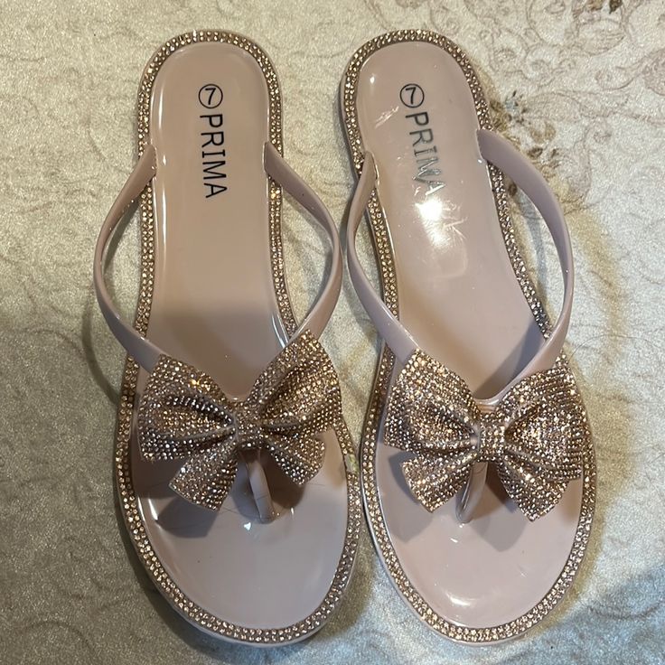 Brand New Shoes For Vacation, Vacation Sandals, Pretty Sandals, Dr Shoes, Fancy Jewelry Necklace, Pretty Shoes Sneakers, Cute Slippers, Pink Sandals, Shoe Inspo