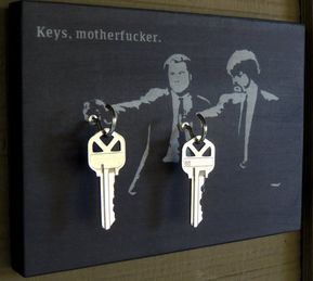 Mens Apartment Decor, Bachelor Pad Decor, Decor Pad, Men Apartment, Decor Studio, Bachelor Pad, Dream House Decor, Pulp Fiction, Key Holder