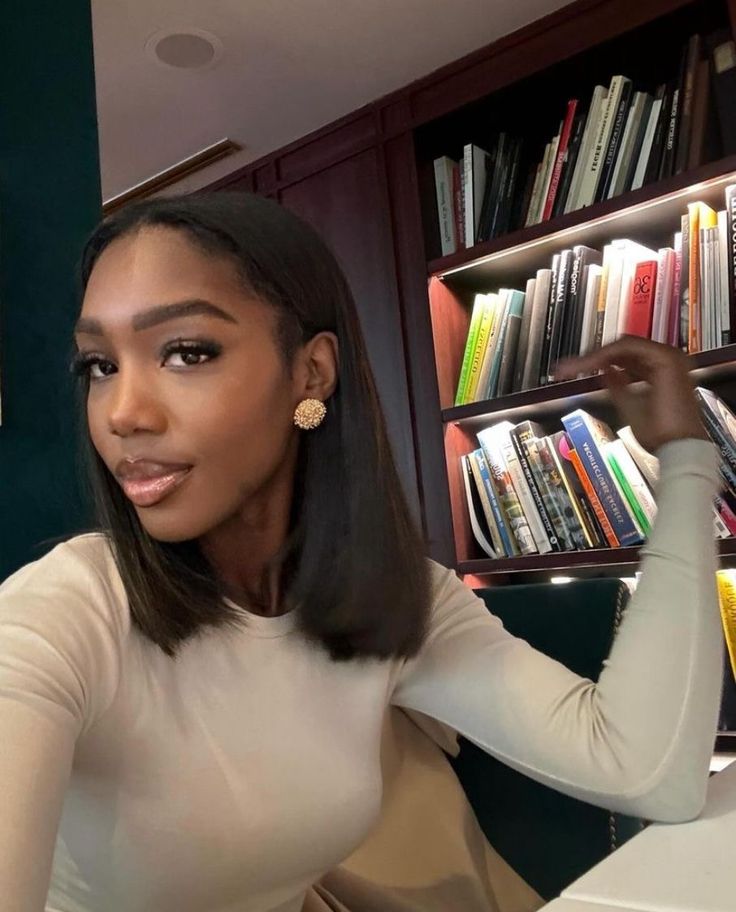 Shoulder Length Natural Hair Black Women, Sleek Hair Black Women, Medium Length Hairstyle Black Women, Silk Press Layers Short, Braids Professional Look, Fine Hair Silk Press, Silk Press Aesthetics, Sew In Natural Hair Leave Out, Brown Bob Haircut Black Women