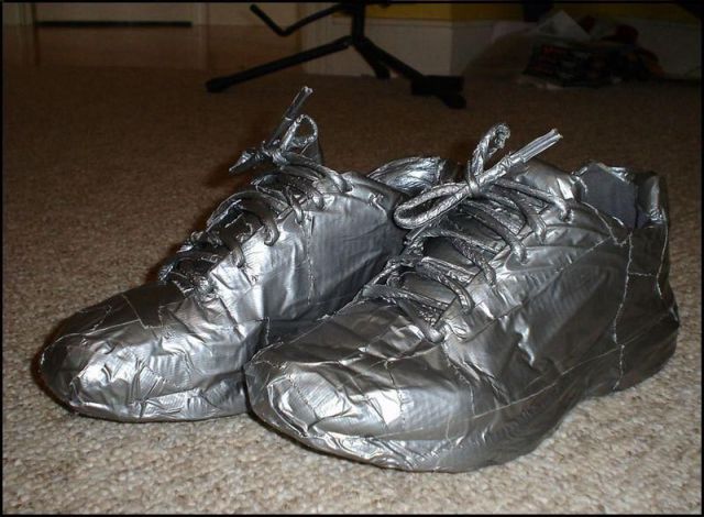 Resultado de imagem para silver tape Duct Tape Shoes, Upcycle Shoes, Historical Shoes, Shoe Technology, Waterproof Sneakers, Adidas Running Shoes, Steam Punk, Duct Tape, Running Shoes Sneakers