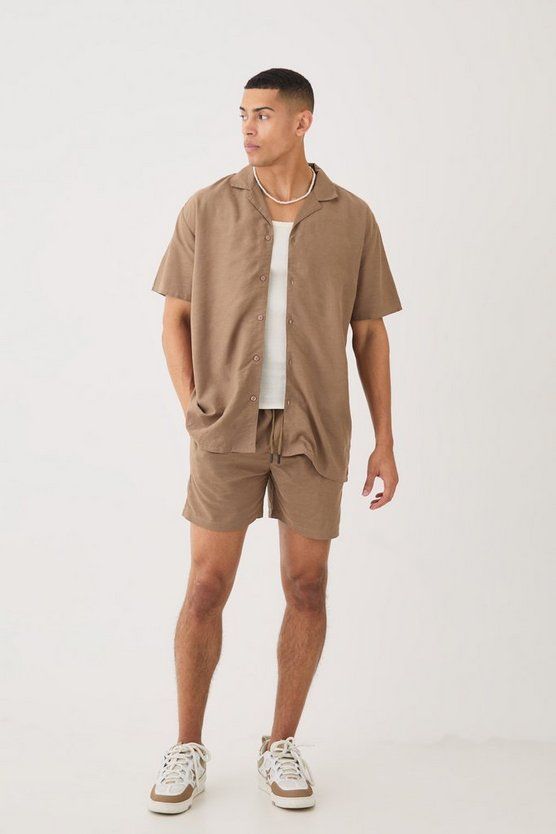 Great outfit Loving it so much Winery Men’s Outfit, Mens Outfit With Shorts, Linen Shirt Outfit Men’s Beach, Summer Outfits For Men Casual, Florida Men Outfits, Man Short Pants Outfit, Comfy Summer Outfits Men, Minimal Streetwear Men, Men Short Pants Outfit