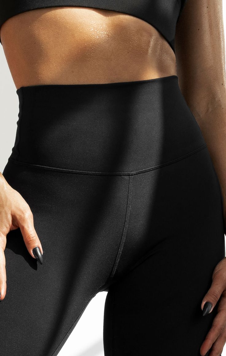 You won't want to take these off... Experience the Sculpt™ effect. Built from your favourite premium smoothing & lifting blend, these seamless 7" bike shorts are a staple in your active and leisure wardrobe. Pair with matching Sculpt™ and Sweat™ essentials for the ultimate effortless, everyday look. 75% polyester | 25% spandex Butter, second skin feeling Wide, doubled waist band with flattering 'V' shaping at back Black 3D rubberised logo printed on back Size S inseam length = 7 inch with 0.5cm Functional Black Seamless Activewear, Versatile Black Seamless Activewear, Sleek Seamless Yoga Activewear, Black Seamless Second-skin Activewear, Compressive Seamless Black Activewear, Skin Outfit, Legging Fits, Everyday Tote, Minimalist Wardrobe