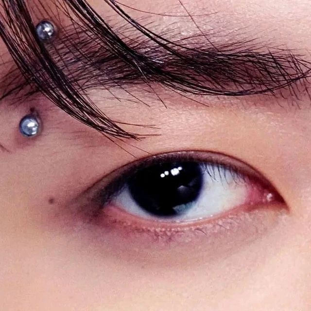 Jungkook Piercing, Jimins Eyes, Bts Eyes, Eye Pictures, Eyes Wallpaper, Photos Of Eyes, Eye Details, Jungkook Fanart, Aesthetic Eyes