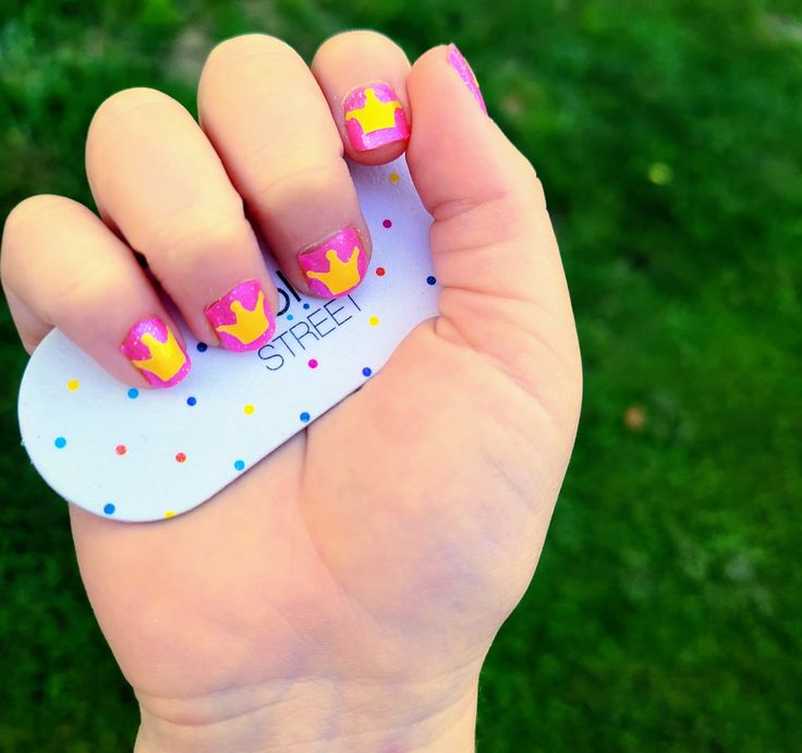 My 5 year wanted "Princess Peach"nails to match an outfit she got for an amusement park. Pink Paradise with Lemon Beat Drop (crown hole punch) Princess Peach Nails, Beat Drop, Pink Paradise, Peach Nails, Street Nails, Color Street Nails, Color Street, Amusement Park, Hole Punch