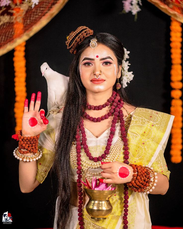 She n me salon and spa, Varanasi Brahmacharini Maa Images, Navaratri Devi Makeup, Brahmacharini Mata Images, Brahmacharini Maa, Brahmacharini Devi, Brahmacharini Mata, Durga Ma Makeup Look, Navratri Day 2 Goddess Brahmacharini, Goddess Makeup