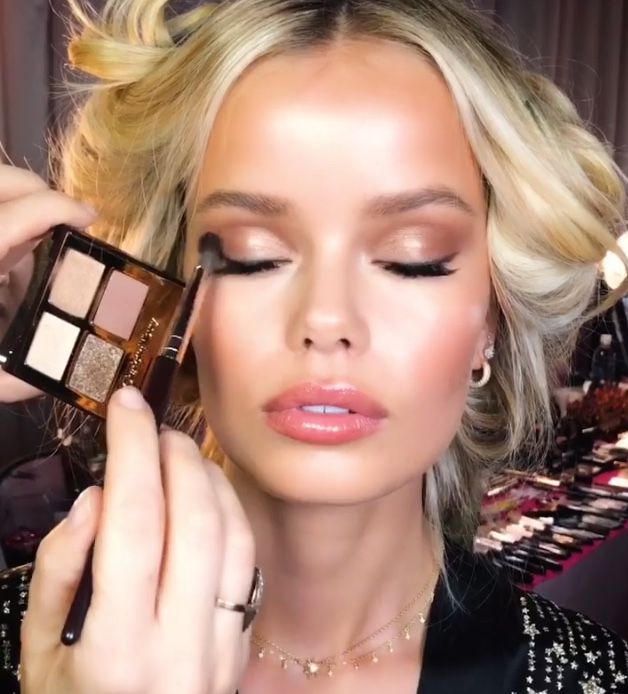 Winter Make-up, 90s Makeup Trends, Luxury Eyeshadow, Bombshell Makeup, Gloss Lips, Makeup Vs No Makeup, Frida Aasen, Angel Makeup, Wedding Hairstyles And Makeup