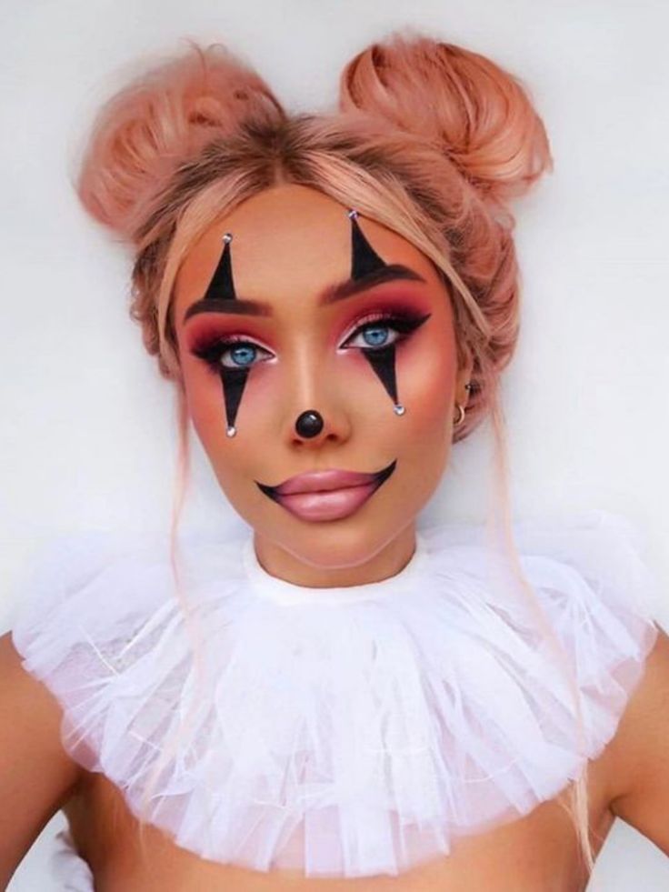 Halloween Makeup Costume Ideas, Makeup Costume Ideas, Halloween Makeup Costume, Girl Halloween Makeup, Pelottava Halloween, Maquillage Halloween Simple, Cute Clown Makeup, Halloween Makeup Clown, Halloweenský Makeup