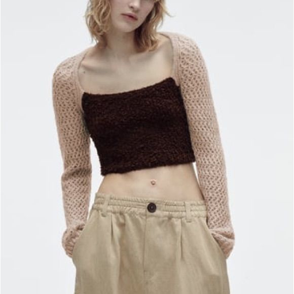 Genuine Zara New With Tag Material: 45% Acrylic, 35% Polyamide, 12% Wool Color: Cream/ Brown Unique Knit Cropped Top With Crochet Sleeves And Shearling Details. Looks Great With Wide Leg Pants, Keeps You Surprisingly Warm Chic Cropped Beige Sweater, Chic Beige Cropped Sweater, Cozy Beige Knit Top For Spring, Cozy Beige Spring Knit Top, Beige Cropped Knit Top, Trendy Cropped Beige Knit Top, Trendy Beige Cropped Knit Top, Fitted Neutral Sweater For Spring, Fitted Crochet Top For Fall Layering