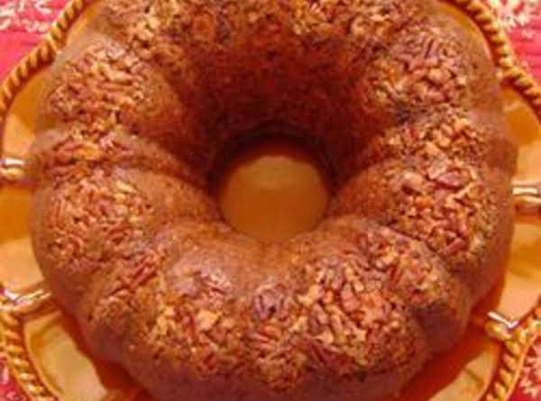 a bundt cake sitting on top of a yellow plate