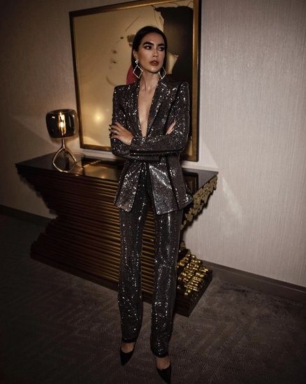 Vegas baby ✨ #WeekendLook #BirthdayParty #ShopStyle #shopthelook #MyShopStyle #BlackTieLooks #DateNight #OOTD #iamgia #sequin #suit #vegaslook Sequin Suit, Looks Chic, Look Plus, Look Fashion, Classy Outfits, Runway Fashion, Suits For Women, Fashion Inspo Outfits, Chic Outfits