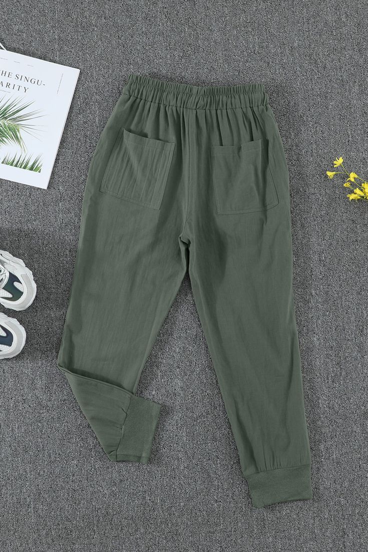 Green Causal Pockets Pants Relaxed Fit Green Bottoms, Green Sweatpants With Side Pockets For Spring, Green High-waisted Bottoms With Side Pockets, Casual Stretch Capris In Solid Color, Green Casual High-waisted Pants, Casual High Waist Khaki Harem Pants, Casual Green High-waisted Pants, Casual High-waisted Green Pants, Summer Khaki Harem Pants With Pockets