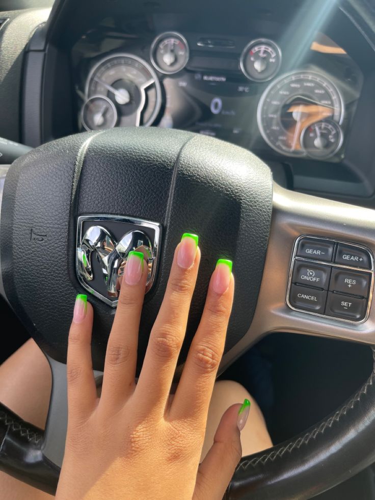 Summer Acrylic Nails Neon Green, Short Acrylic Nails Square Spring Green, Neon Green French Tip Acrylic Nails, Kelly Green French Tips, Neon Colored French Tip Nails, Neon Green Short Acrylic Nails, Lime Green Nail Tips, French Neon Tip Nails, Neon Green Checkered Nails