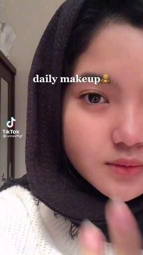 Make Up Sekolah Natural, Tutor Makeup Natural, Tutorial Makeup Pemula, Tutorial Make Up Natural Korea, Mek Up, Tutorial Make Up Simple, Make Up Natural Hijab, Daily Makeup Natural, Make Up Natural Look