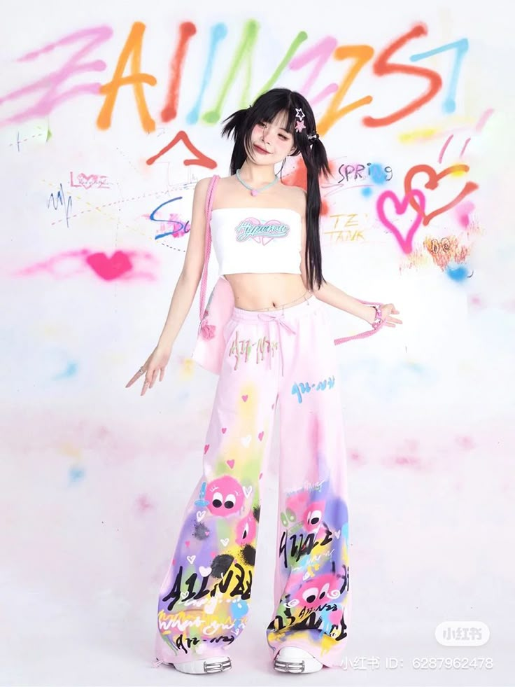 Rainbow Core Outfit, Pastel Streetwear, Streetwear Lifestyle, Design Makeup, Preformance Outfits, Pastel Outfit, Kawaii Fashion Outfits, Clothing Summer, Instagram Beauty