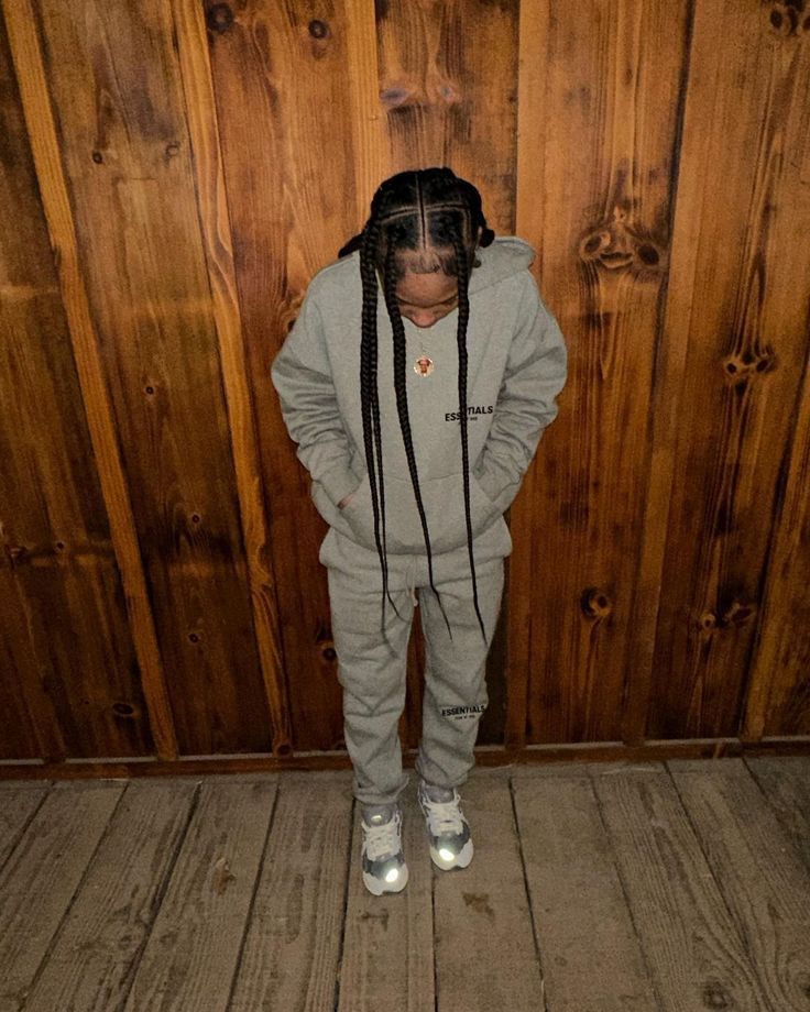 Dark Oatmeal Essentials Hoodie Outfit, Gray Essentials Hoodie Outfit, Grey Essentials Hoodie Outfit, Essentials Hoodie Outfit, Essentials Clothing, Gray Instagram, Essentials Hoodie, Baggy Clothes, Fear Of God Essentials