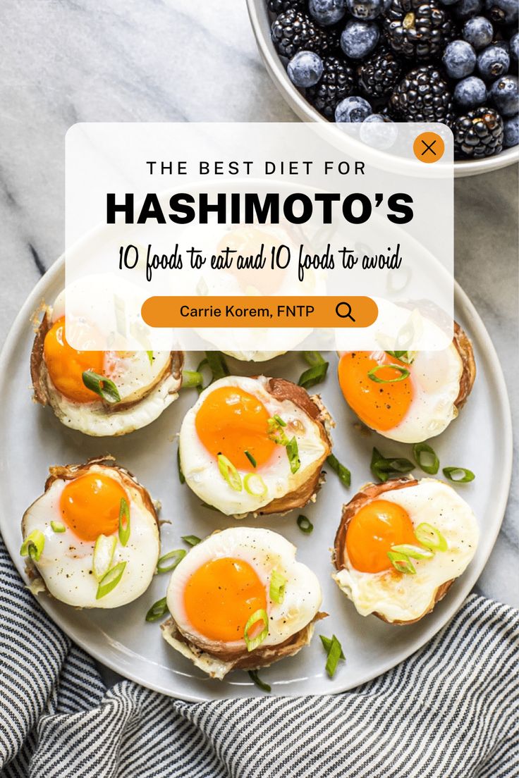 The best diet for Hashimoto’s - foods to eat and foods to avoid What To Eat When You Have Hashimotos, Eating For Hashimotos, Hashimotos Disease Supplements, Hashmitos Diet, Best Food For Hashimotos, Hashimotos Foods To Eat, Foods For Hashimotos Autoimmune Disease, What To Eat With Hashimotos, Hashimotos Food Lists