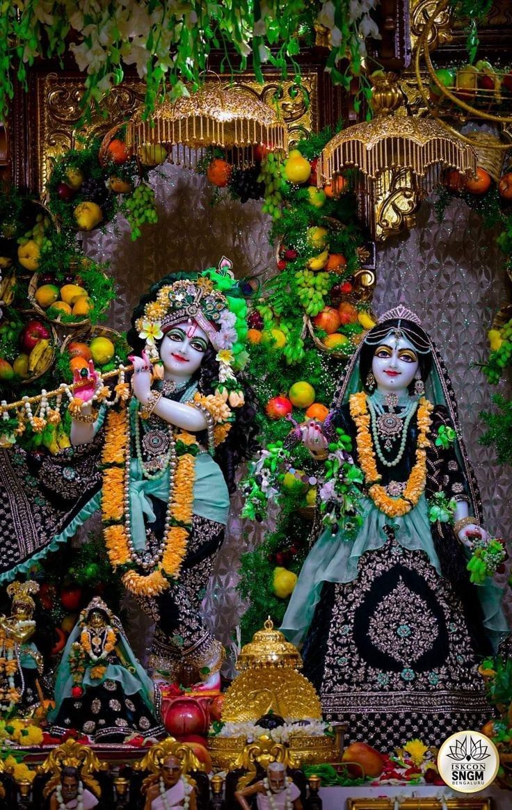 Lord Krishna With Radha Hd Wallpaper, Iskcon Krishna Images, Radha Kishan Wallpaper, Radha Krishna Wallpaper Iskon Temple, Bhagwan Wallpapers Hd, Gods Images Hindu, Radhe Krishna Pic Hd, Radha Krishna Images Wallpapers, Radhe Radhe Wallpaper Hd Images