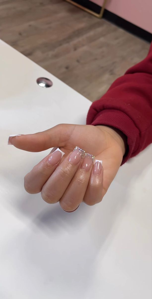 Pink French Tip With Gems, Rhinestone French Tip Nails, Pink Tip Nails, White Acrylic Nails, Girly Acrylic Nails, French Tip Acrylic Nails, Simple Acrylic Nails, French Acrylic Nails, Glow Nails