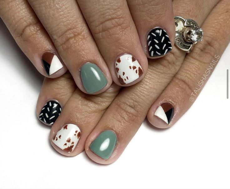 Boho Western Nails, Fall Western Nails, Country Acrylic Nails, Rodeo Nails, Western Nails, Country Nails, Cow Nails, Super Cute Nails, Sassy Nails