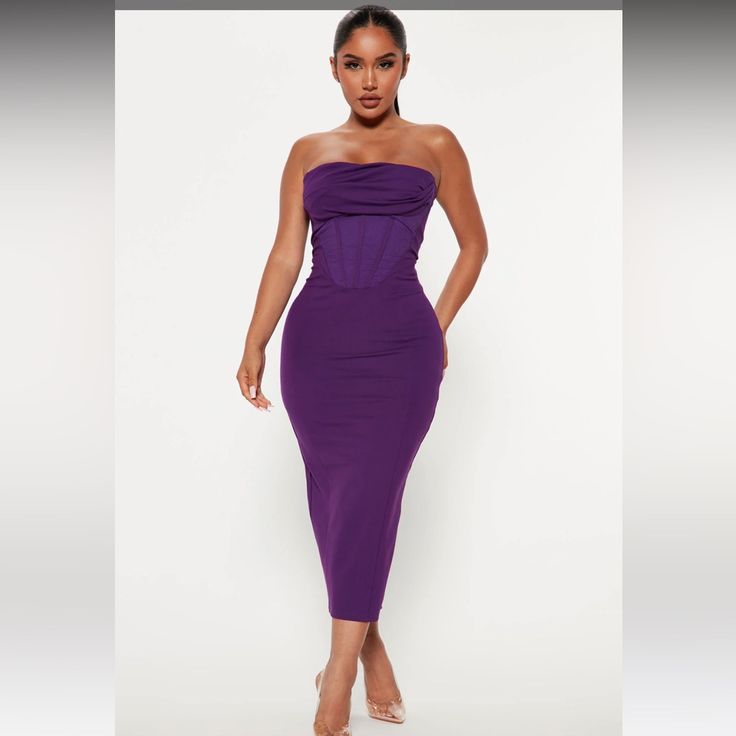 Never Been Worn, New With Tags Beautiful Color, And Perfect For Wedding Guest Dress Cheap Purple Maxi Dress For Night Out, Purple Accessories With Black Dress, Purple Dress Outfit, Purple Dress Outfits, Stylish Maxi Dress, Neck Corset, Strapless Long Dress, Ice Spice, Maxi Dress Outfit