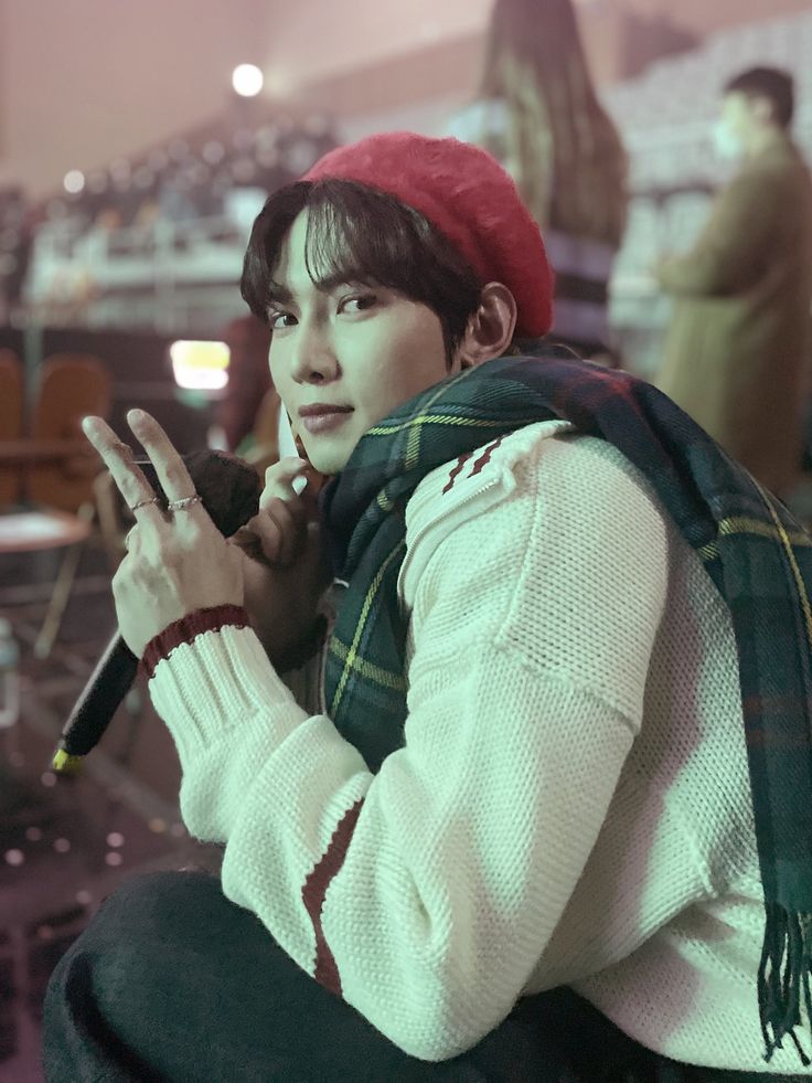 Ateez Zero Fever Epilogue, Zero Fever Epilogue, Kang Yeo Sang, Kang Yeo-sang, Ateez Yeosang, Yeosang Ateez, Pretty Babe, Behind Photo, Hongjoong Seonghwa