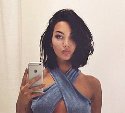 Natalie Halcro❥✧➳ Pinterest: miabutler ✧♕☾♡ Natalie Halcro Short Hair, Natalie Halcro Hair, Natalie Halcro, Haircuts For Girls, Hair Colorful, Chic Short Haircuts, Short Dark Hair, Girls Short Haircuts, Cute Ideas