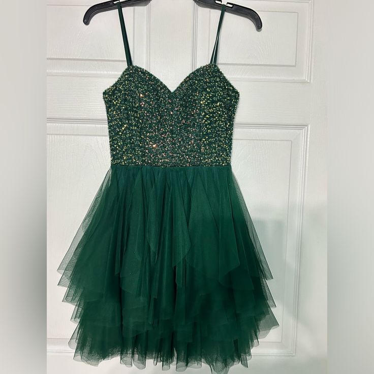 Worn One Time. So Pretty! Green Homecoming Dress, Size 1/2. Bought It Brand New From Macy’s Green Homecoming Dress, Green Homecoming Dresses, Studio Green, Pretty Green, Studio City, Homecoming Dress, One Time, So Pretty, Homecoming Dresses