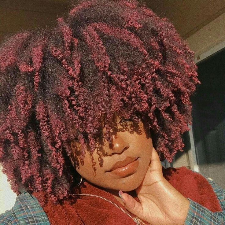 Afro Hair Dye, Afro Hair Color, Red Violet Hair, Maroon Hair, Magenta Hair, Hair Color Burgundy, Dark Red Hair, Bright Red Hair, Natural Afro Hairstyles