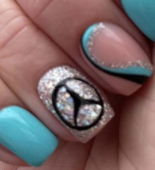 Mercedes Benz Nails Art Designs, Mercedes Nails Art Designs, F1 Nails Mercedes, F1 Nails Designs, F1 Nail Art, Formula 1 Nails, Mercedes Nails, F1 Nails, Vaca Nails