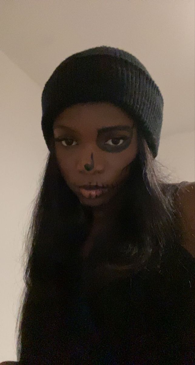 Half Skull Makeup, Half Skull, Spooky Szn, Skull Makeup, Halloween Costumes, Skin Care, Skin, Halloween, Makeup