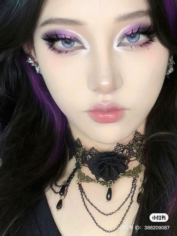 Purple Cosplay Makeup, Shinobu Inspired Makeup, Cheshire Cat Eye Makeup, Purple Homecoming Makeup Looks, Shinobu Eye Makeup, Asian Rave Makeup, Purple Eye Makeup Douyin, Makeup With Purple Outfit, Purple Makeup Goth