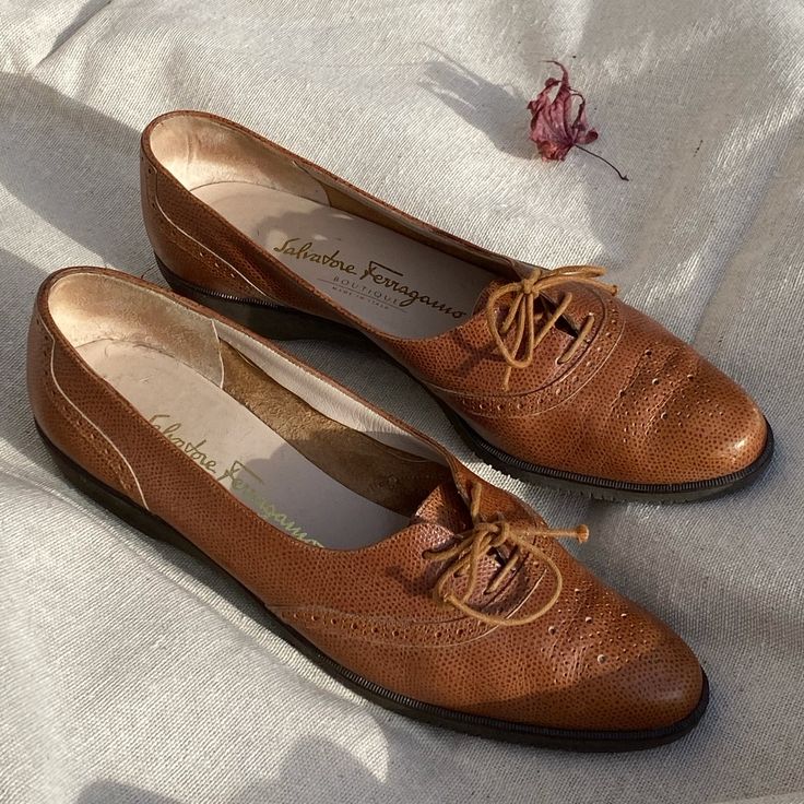 Salvatore Ferragamo Oxford Shoe Vintage Fabulous Condition Retro Brown Leather Lace-up Shoes, Brown Calf Leather Lace-up Shoes With Almond Toe, Brown Almond Toe Lace-up Calf Leather Shoes, Vintage Wingtip Leather Shoes For Spring, Vintage Brown Oxfords With Flat Heel, Vintage Brown Oxfords For Spring, Vintage Leather Lace-up Shoes With Pointed Toe, Vintage Brown Lace-up Shoes With Stitched Sole, Classic Brown Lace-up Flat Heel Shoes