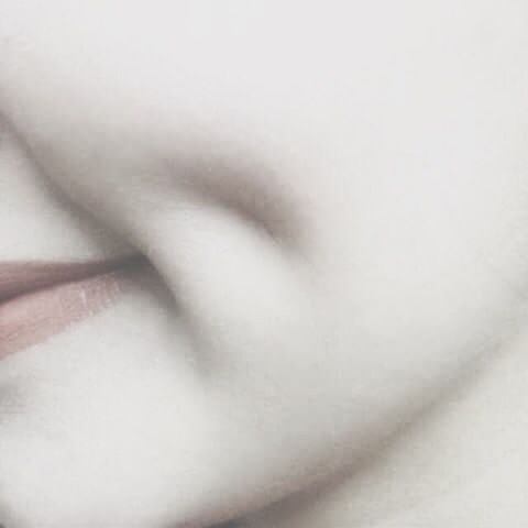 V Shaped Chin Aesthetic, Shifting Feature Claims, Perfect Facial Features, Body Features Aesthetic, Specific Features Claim, Pale Skin Subliminal Result, Dimples Aesthetic, Pale Skin Aesthetic, Unique Body Features