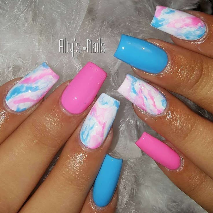 Gender Reveal Nails Ideas Acrylic, Gender Reveal Nails Ideas, Gender Reveal Nails, Shiny Nails Designs, Cotton Candy Nails, Nail Art Halloween, Blue And White Nails, Blue Coffin Nails, Baby Nails