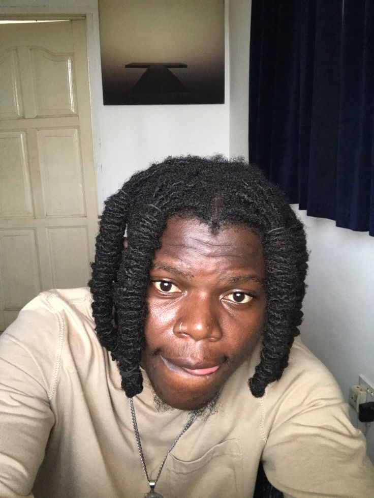 Barrel Rolls On Locs Men, Barrel Loc Styles For Men, Barrel Roll Locs Men, Barrel Roll Locs, Dreads For Men, Men Loc Styles, Braided Dreads, Men Dread Styles, Locs Ideas