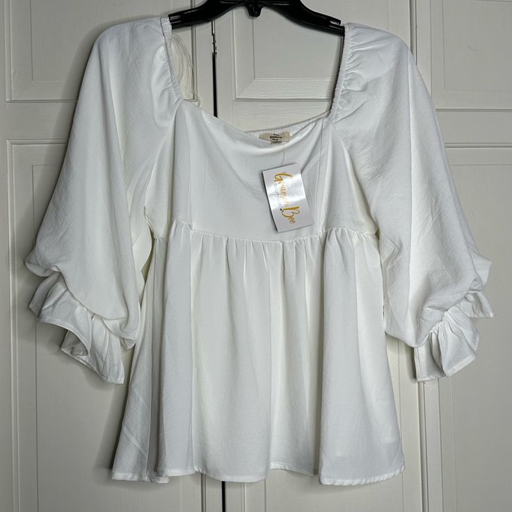 Perfect Condition Brand New With Tags! Square Neck Tops For Spring Brunch, Padded Summer Blouse For Brunch, Feminine Square Neck Top For Brunch, Spring Square Neck Blouse For Brunch, White Square Neck Blouse For Spring, Chic Fitted Peasant Top For Daywear, Solid Color Blouse For Spring Brunch, Elegant Square Neck Blouse For Brunch, Chic Fitted Peasant Top For Day Out