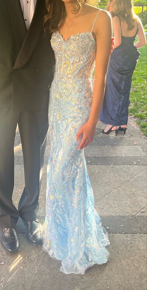 Light Blue Prom Dress Sherri Hill, Sherri Hill Light Blue Prom Dress, Prom Dresses Long Light Blue, Sparkly Prom Dress Aesthetic, Carolina Blue Dress, Prom Dresses Light Colors, Baby Blue Fitted Prom Dress, Prom Dress Blue Light, Sherri Hill Blue Dress