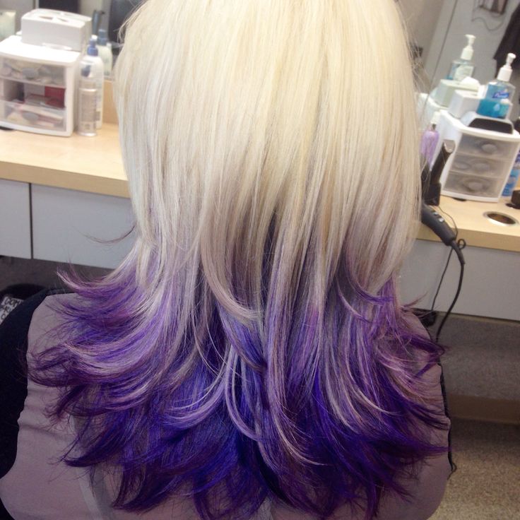 Purple blonde ombré! Blonde And Purple Ombre, Purple Underlights Blonde Hair, Blond Hair Purple Tips, Blonde And Dark Purple Hair, Dark Purple Blonde Hair, Purple Hair And Blonde, White Hair With Purple Tips, Purple Dip Dye Hair Blonde, Blonde Hair Colored Ends