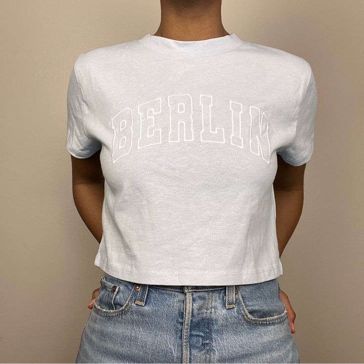 Topshop Baby Blue Cropped Tee Shirt “Berlin” Size 6 100% Cotton -Pit To Pit 16” -Shoulders 17” Across -Neck To Hem 17” Cropped Tee Shirt, Crop T Shirt, Cropped Tee, Crop Tshirt, Crop Tee, Baby Blue, Tee Shirt, Colorful Shirts, Berlin