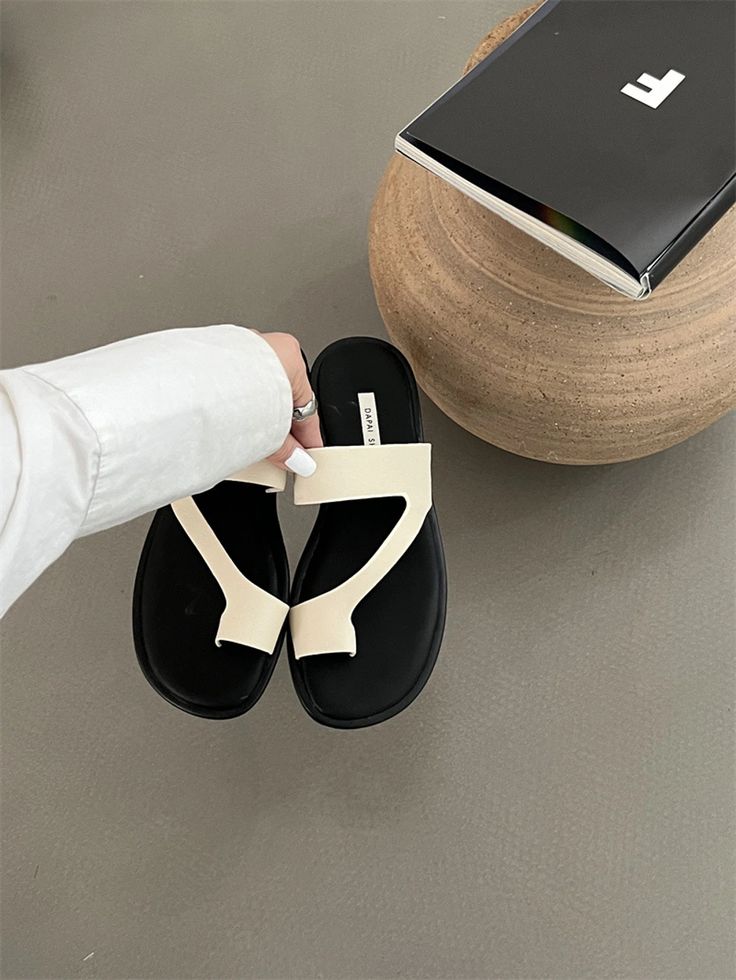 Lasaky - Sophisticated Slippers for a Cozy Night Away Lounge Shoes, Elegant Slippers, Flip Flops Style, Chic Sandals, Party Heels, Cozy Night, Beach Sandals, Shoes Heels, Slippers