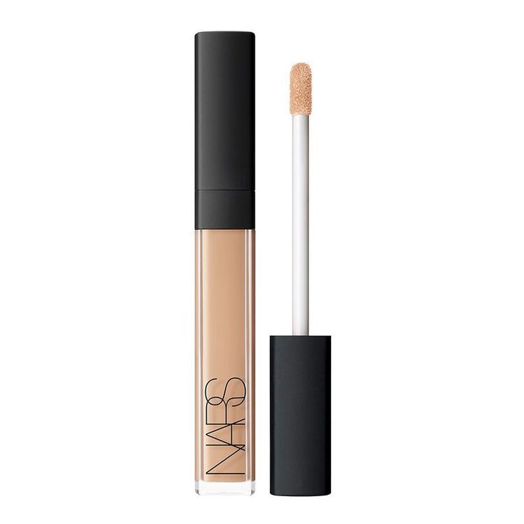 Best Under Eye Concealer, Nars Radiant, Best Makeup Brands, Radiant Creamy Concealer, Hide Dark Circles, Makeup Sephora, Nars Radiant Creamy Concealer, Makeup List, Concealer Shades